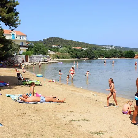 Double 4309e Konukevi