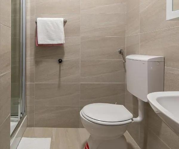 Double 4309e Πανσιόν